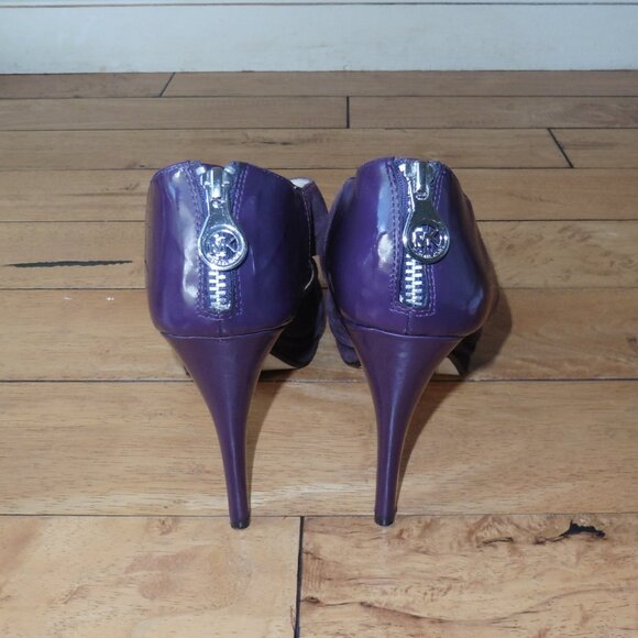 Michael Kors Elena Cross Strap Suede Stiletto Heels in Bordeux Size 9.5 - Picture 2 of 3